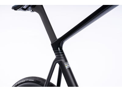 COLNAGO V5rs Disc 2025 Carbon Road Complete Bike Ultegra Di2 Black Grey click to zoom image