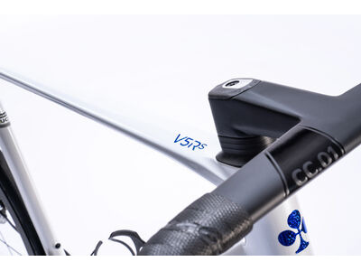COLNAGO V5rs Disc 2025 Carbon Road Complete Bike Ultegra Di2 White Blue click to zoom image