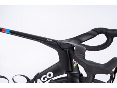 COLNAGO Y1RS Disc 2026 Carbon TT Aero Bike Dura Ace Di2 click to zoom image