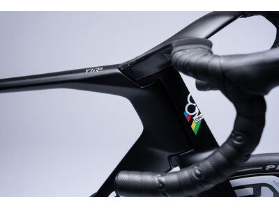 COLNAGO Y1RS Disc 2025 Carbon TT Aero Frameset click to zoom image