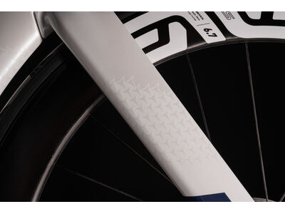 COLNAGO Y1RS Disc 2025 Carbon TT Aero Frameset White & Blue Decal click to zoom image