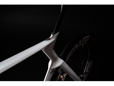COLNAGO Y1RS Disc 2025 Carbon TT Aero Frameset White & Blue Decal click to zoom image