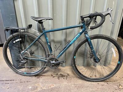 GENESIS Croix De Fer 20 Small ex-hire SM Dark Blue click to zoom image