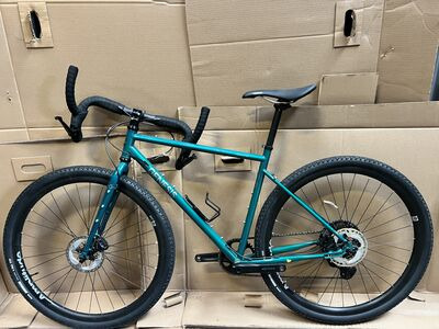 GENESIS Croix De Fer 40 Small Small Green click to zoom image