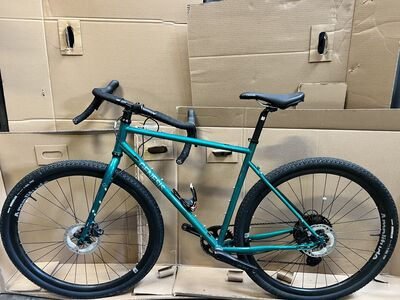 GENESIS Croix De Fer 40 Medium Medium Green click to zoom image
