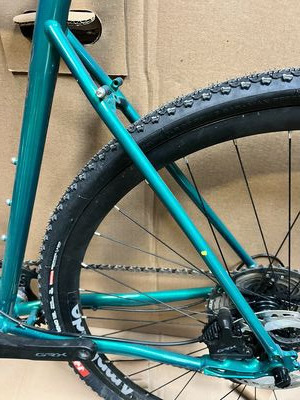 GENESIS Croix De Fer 40 Large Large Green  click to zoom image